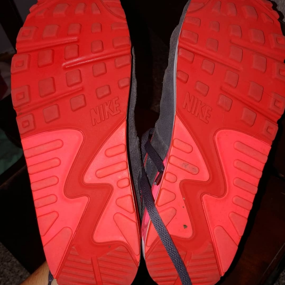 Shoes - Picture 3 of 3